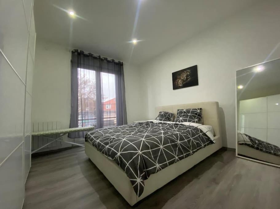Le Confort D'Un Appartement Schiltigheim Eksteriør bilde